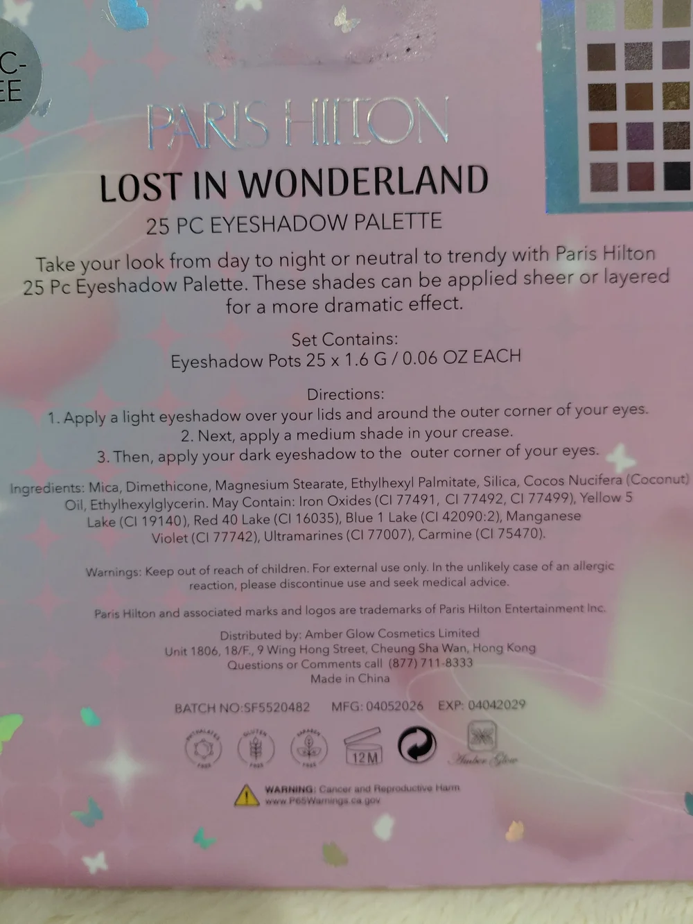 NWT Paris Hilton Lost in Wonderland 25-Piece Pink Eyeshadow Palette